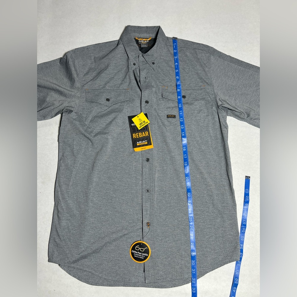 Ariat Rebar light weight Tshirt NWT - Picture 2 of 8